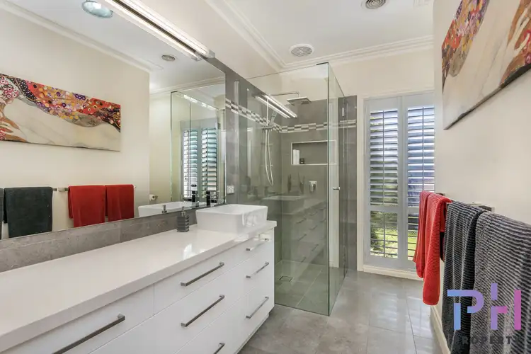 Third view of Homely house listing, 10 Meadow Court, Strathfieldsaye VIC 3551