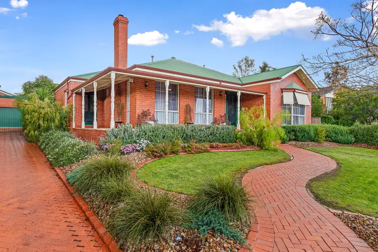 1 Fordyce Court, Golden Square VIC 3555
