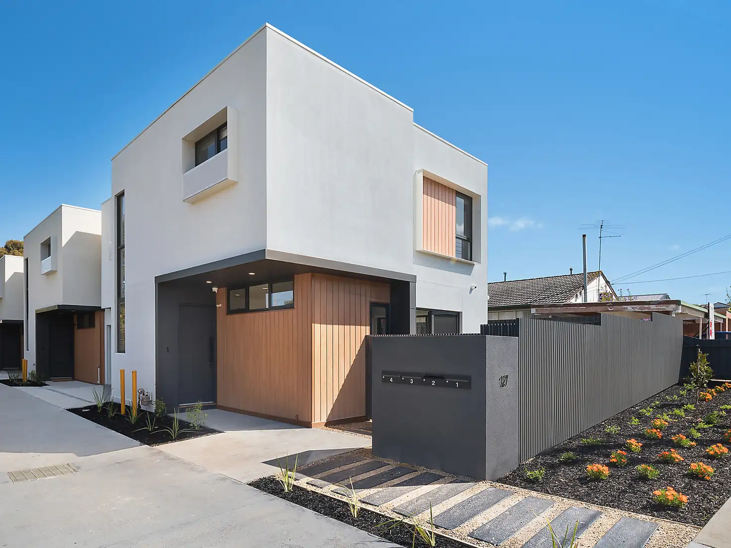 Main view of Homely townhouse listing, 1/127 Barrabool Road, Highton VIC 3216