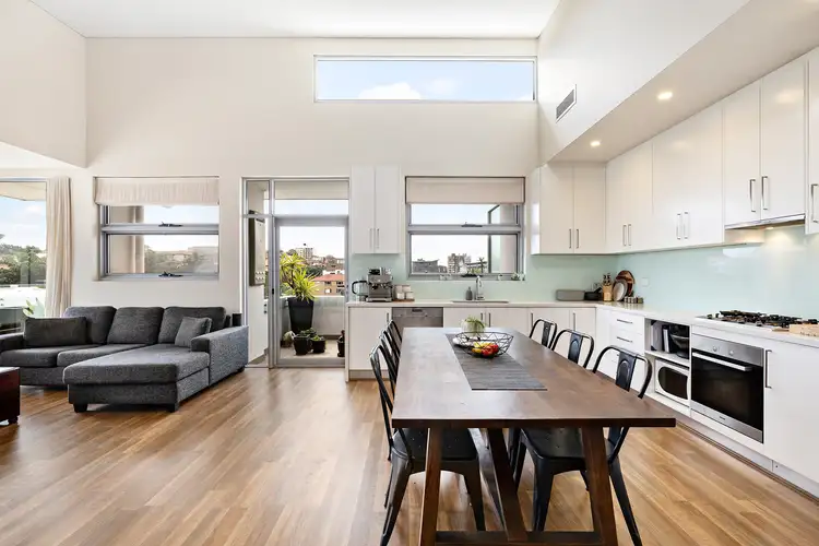 19/2A Duke Street, Kensington NSW 2033