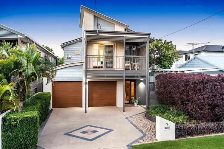7 Blackwood Road, Manly West QLD 4179