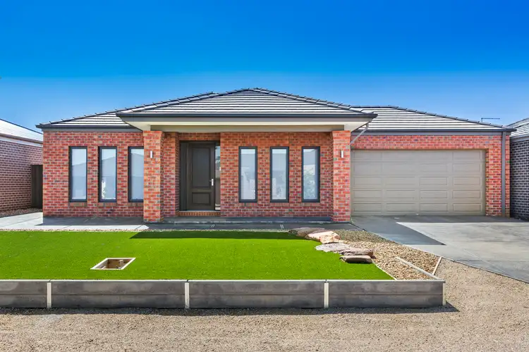 35 Cottesloe Parade, Taylors Hill VIC 3037