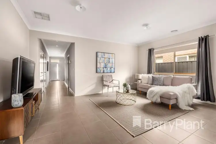 Fifth view of Homely house listing, 5 Donnelly Circuit, South Morang VIC 3752