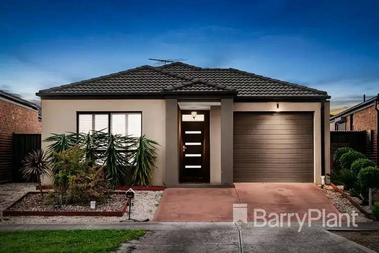15 Donnelly Circuit, South Morang VIC 3752