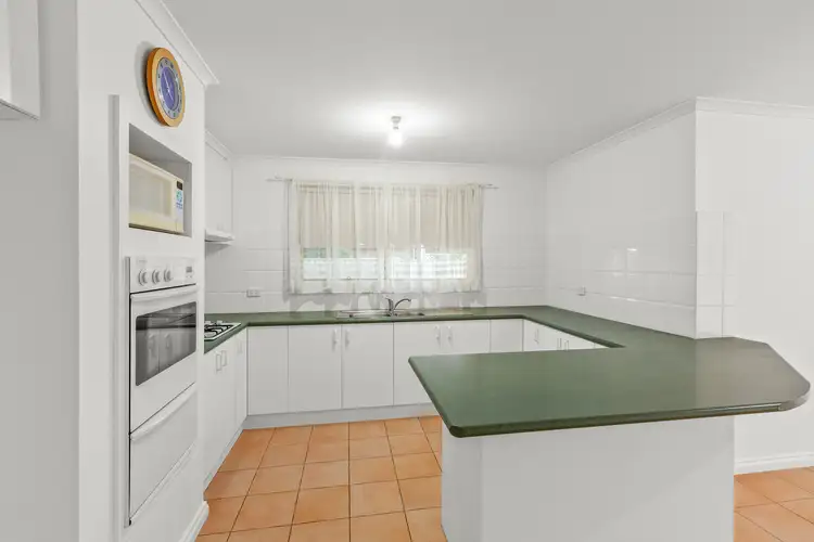 Fourth view of Homely house listing, 2 Bhangoo Court, Sydenham VIC 3037
