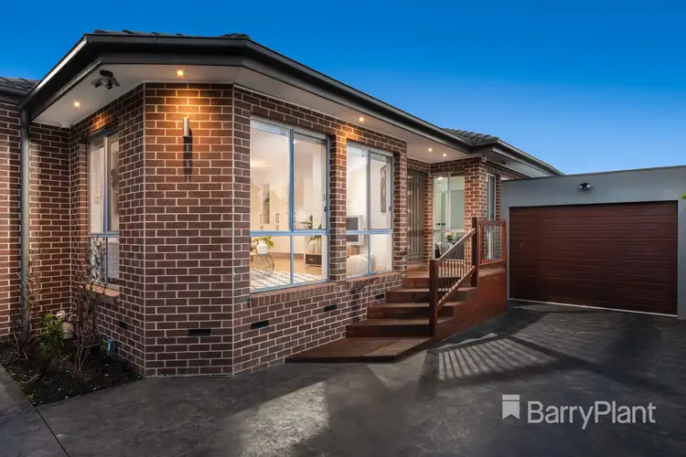 2/16 Queens Parade, Fawkner VIC 3060
