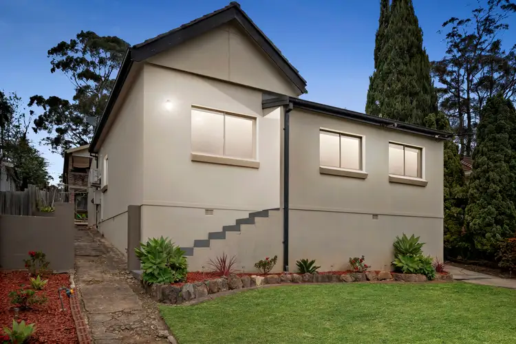 17 Nursery Street, Hornsby NSW 2077