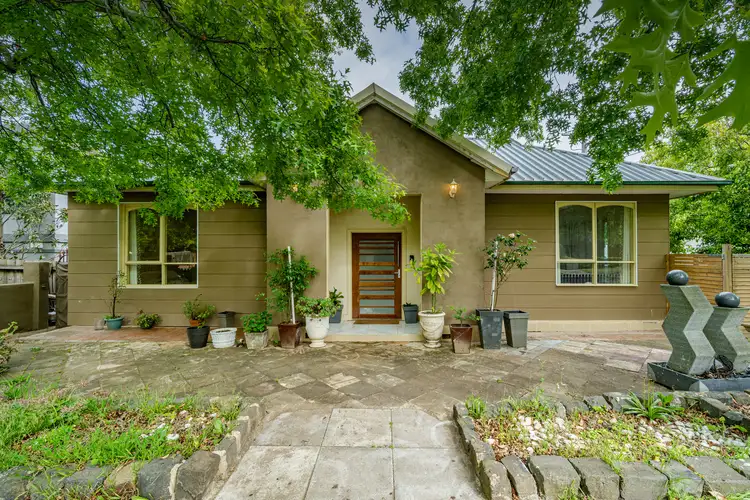 86 Rowell Avenue, Camberwell VIC 3124