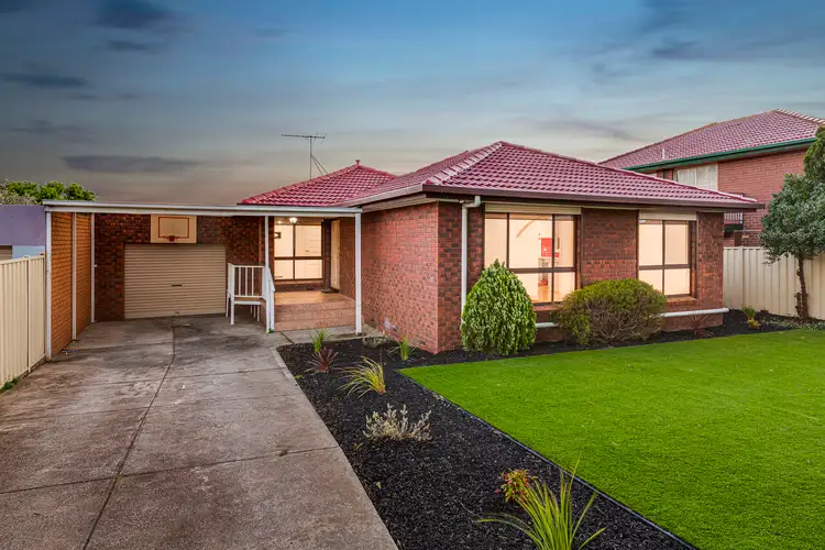 21 Carbine Way, Keilor Downs VIC 3038