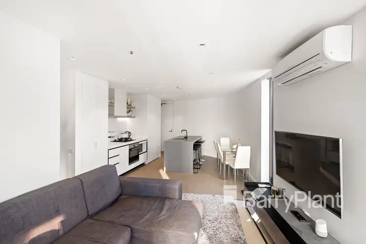 913/677 La Trobe Street, Docklands VIC 3008