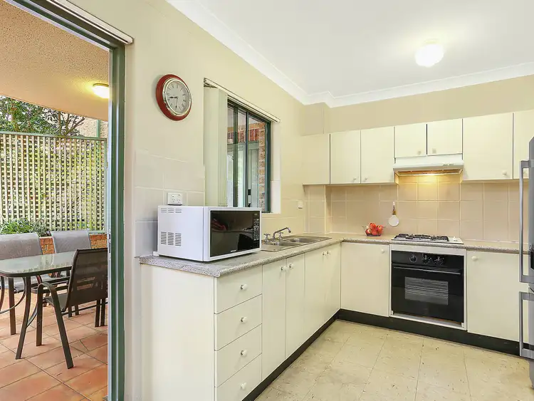 Third view of Homely apartment listing, 5/20 Leonay Street, Sutherland NSW 2232