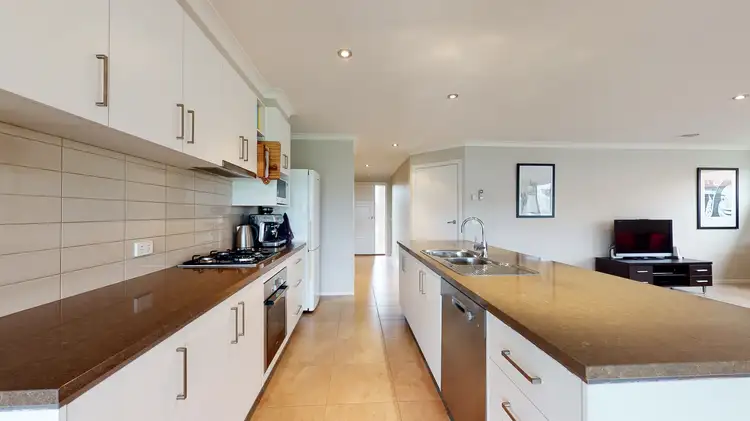 Fourth view of Homely house listing, 15 Highfield Court, Traralgon VIC 3844
