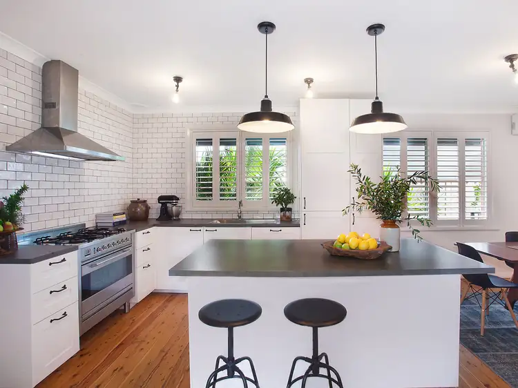 86 Mcmasters Road, Woy Woy NSW 2256