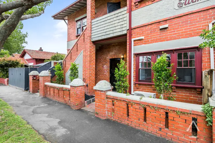 Fifth view of Homely apartment listing, 2/13 Glen Huntly Road, Elwood VIC 3184