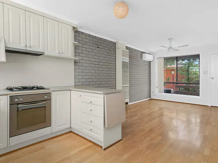 Third view of Homely unit listing, 6/10 Simpson Street, Black Hill VIC 3350