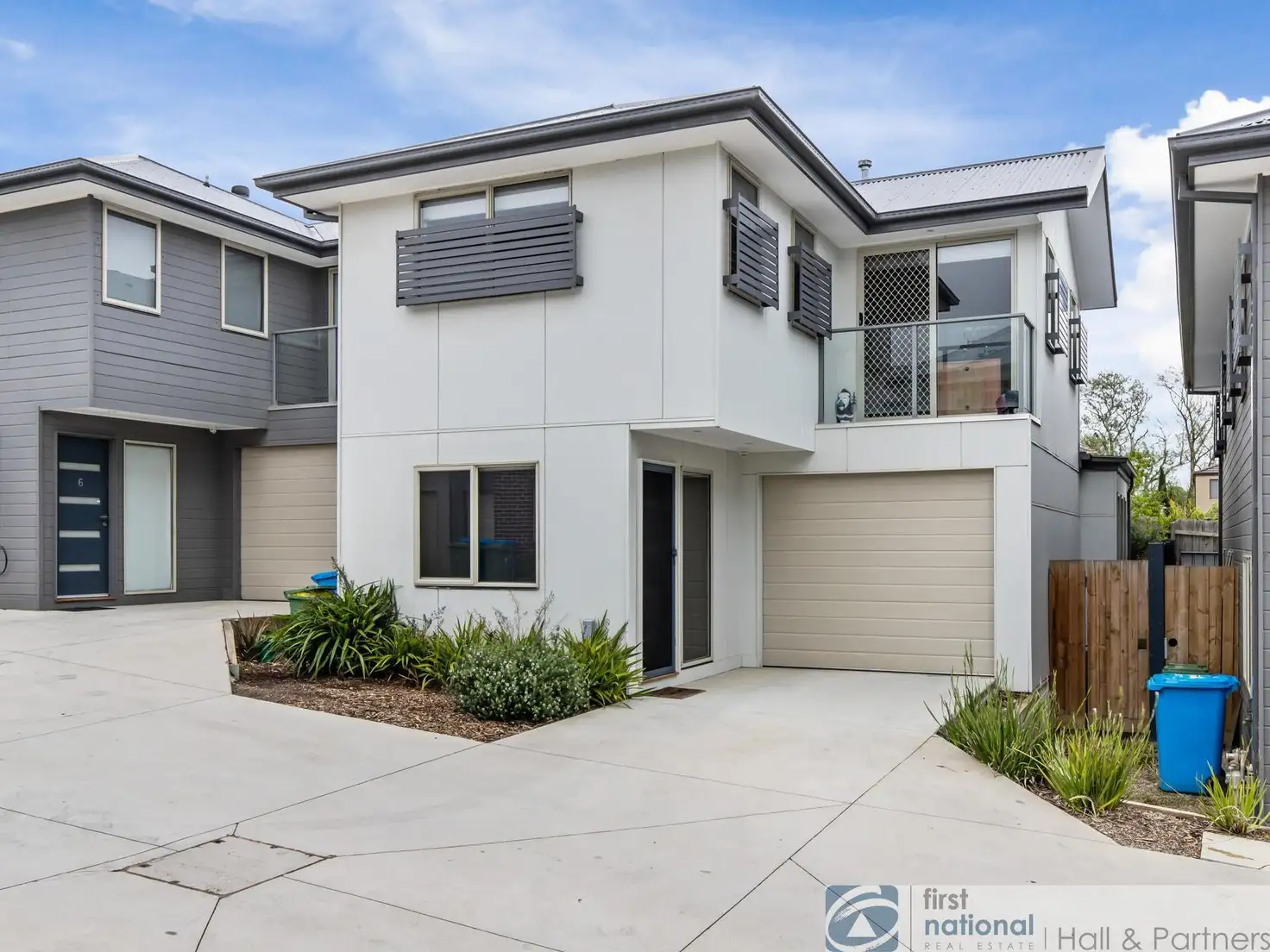 Main view of Homely house listing, 5 Sunshine Court, Hampton Park VIC 3976