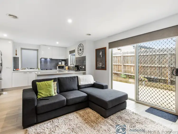 Third view of Homely house listing, 5 Sunshine Court, Hampton Park VIC 3976