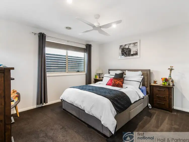 Sixth view of Homely house listing, 5 Sunshine Court, Hampton Park VIC 3976
