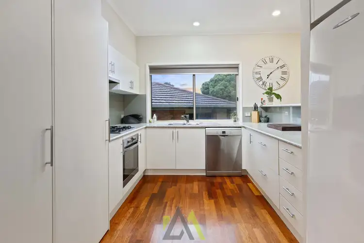 Fifth view of Homely house listing, 2 Sage Court, Langwarrin VIC 3910