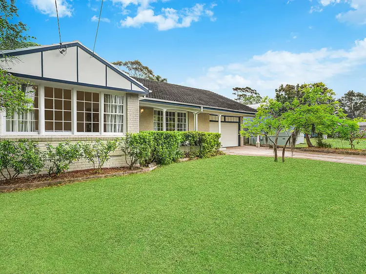 Main view of Homely house listing, 11 Wilde Avenue, Killarney Heights NSW 2087