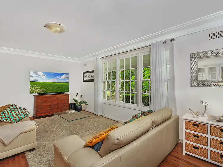 Second view of Homely house listing, 11 Wilde Avenue, Killarney Heights NSW 2087