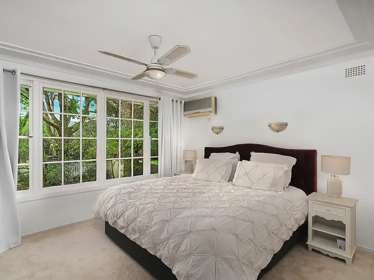 Fifth view of Homely house listing, 11 Wilde Avenue, Killarney Heights NSW 2087