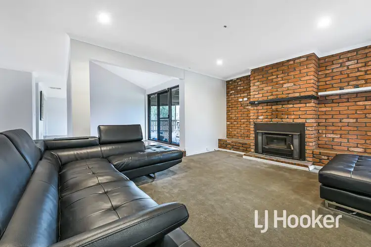 Second view of Homely house listing, 8 Redleap Court, Endeavour Hills VIC 3802