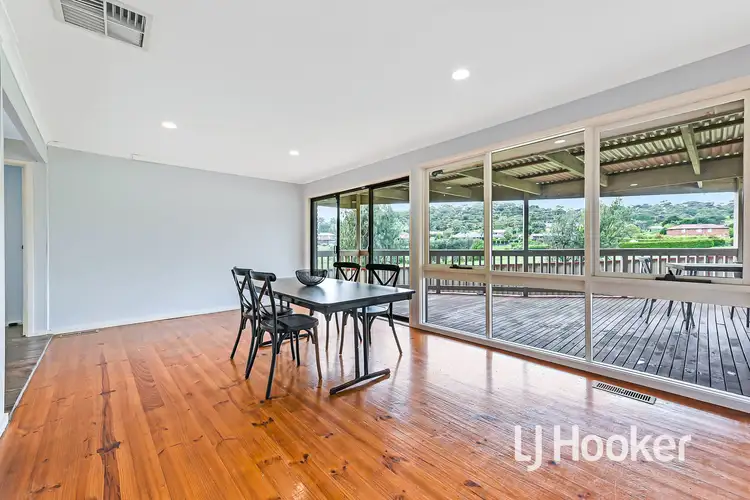 Fifth view of Homely house listing, 8 Redleap Court, Endeavour Hills VIC 3802
