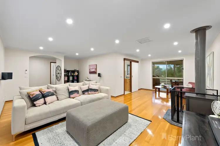Fifth view of Homely house listing, 6 Denise Court, Narre Warren VIC 3805