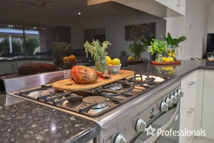 Sixth view of Homely house listing, 738 Cocklin Avenue, Red Cliffs VIC 3496