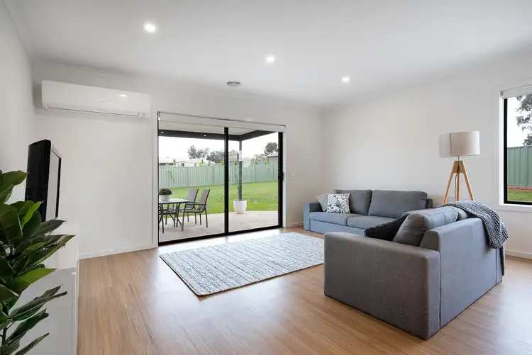 Fifth view of Homely house listing, 4 Shilney Court, Campbells Creek VIC 3451