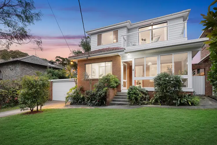 8 Heather Street, Wheeler Heights NSW 2097