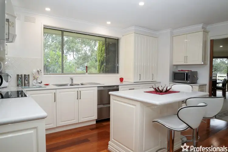 Sixth view of Homely house listing, 2 Barrowby Avenue, Woori Yallock VIC 3139