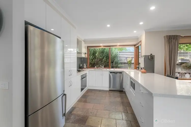 Fourth view of Homely house listing, 5 Confait Court, Berwick VIC 3806