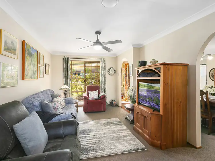 Second view of Homely house listing, 10 Crowe Street, Lake Haven NSW 2263