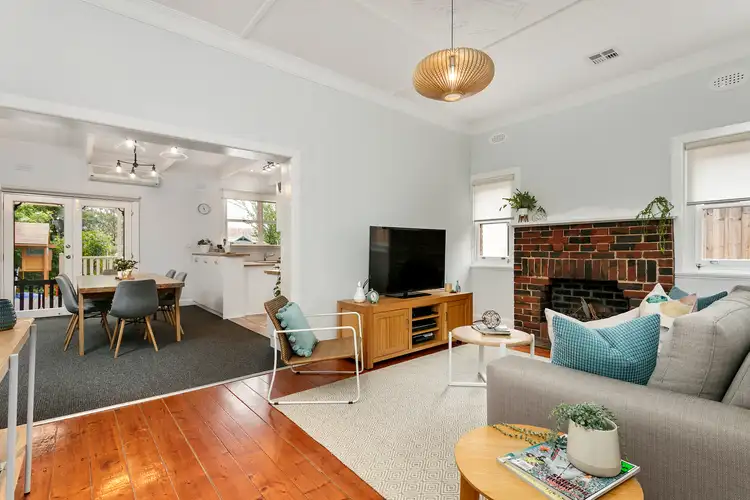 Sixth view of Homely house listing, 10 Sunbeam Street, Pascoe Vale VIC 3044