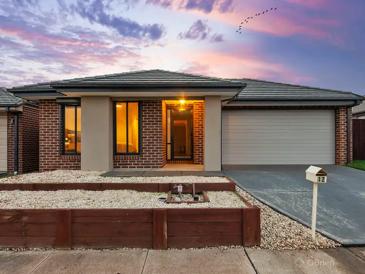 12 Dartnell Street, Cranbourne East VIC 3977