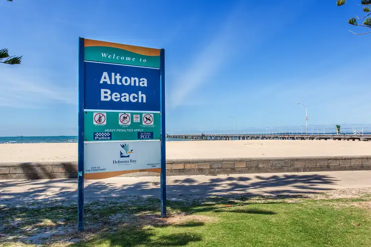 Fifth view of Homely townhouse listing, 1/55 Purnell Street, Altona VIC 3018