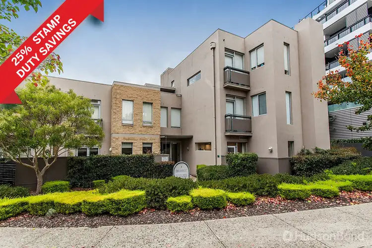 19/3 Sovereign Point Court, Doncaster VIC 3108