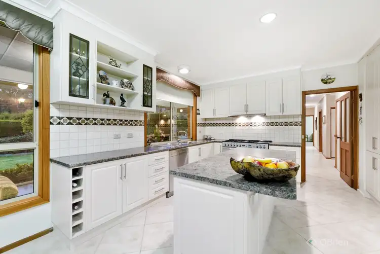 Sixth view of Homely house listing, 33 Bellbird Court, Langwarrin VIC 3910