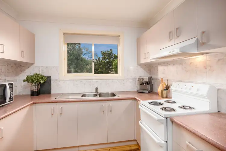 Third view of Homely townhouse listing, 3/118 Hopewood Crescent, Fairy Meadow NSW 2519
