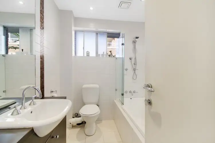 Fourth view of Homely apartment listing, 15/22 Hercules Road, Brighton-le-sands NSW 2216