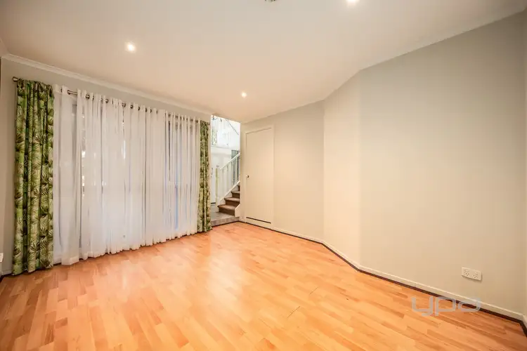Sixth view of Homely house listing, 39 William Circuit, Caroline Springs VIC 3023