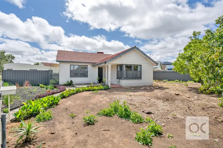 17 Norman Street, Findon SA 5023