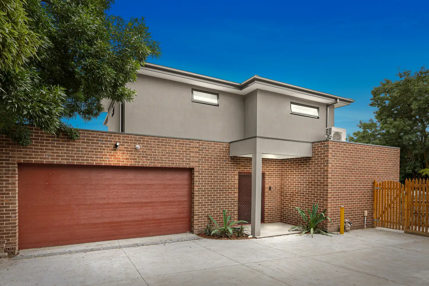 Main view of Homely townhouse listing, 2/8 Third Avenue, Box Hill North VIC 3129