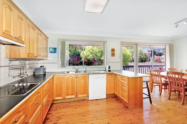 Sixth view of Homely house listing, 4 Colvin Place, Frenchs Forest NSW 2086