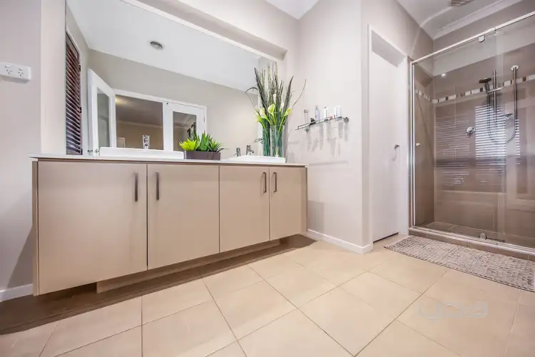 Fifth view of Homely house listing, 1 Blackshaws Place, Caroline Springs VIC 3023