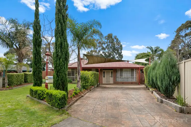 Second view of Homely house listing, 6 Tanunda Close, Narre Warren VIC 3805
