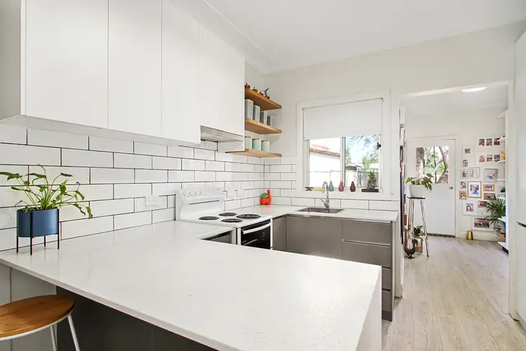 Fourth view of Homely house listing, 18 Hillvue Road, Tamworth NSW 2340