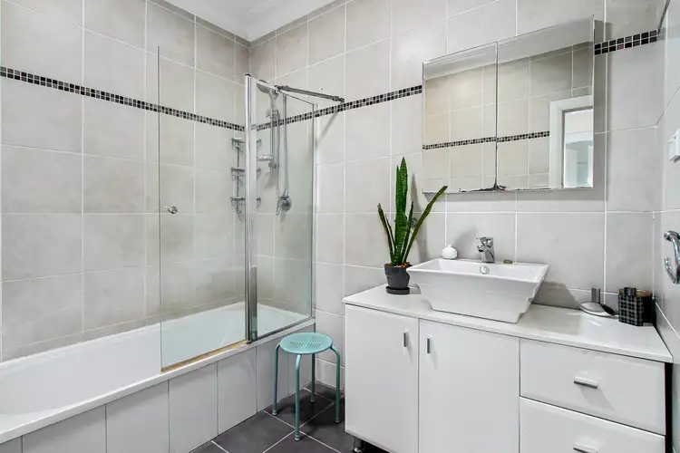 Fifth view of Homely house listing, 18 Hillvue Road, Tamworth NSW 2340